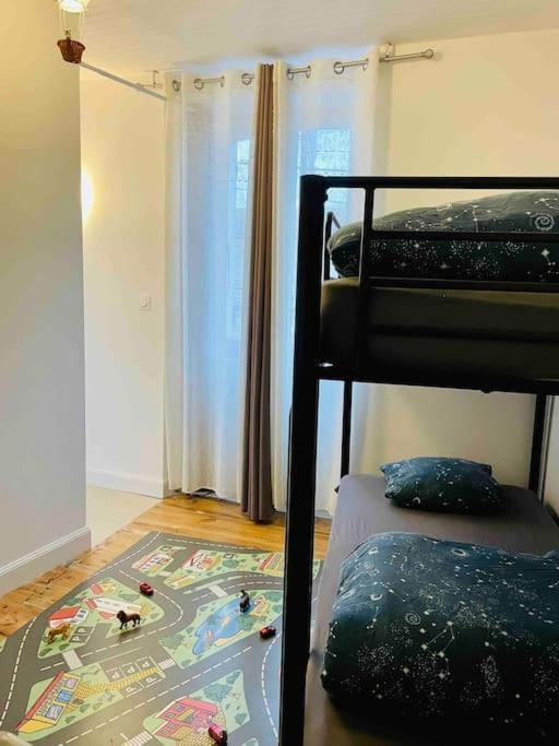 Agreable Maison De Village Avec Balcon Roiffieux 외부 사진